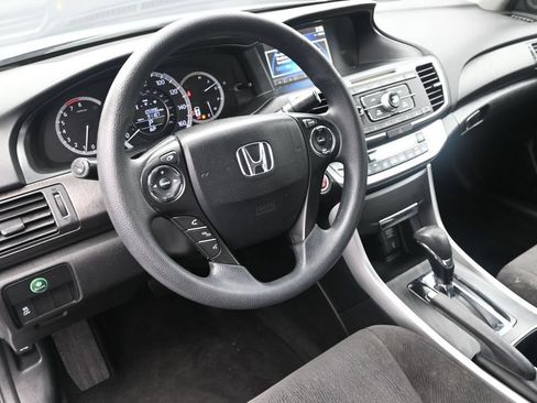Used 2013 Honda Accord EX image 16