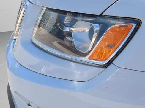 Used 2015 Jeep Grand Cherokee Limited image 36