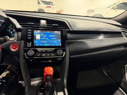 Used 2020 Honda Civic EX image 24