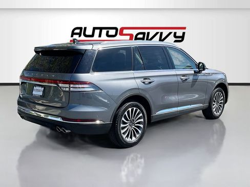 Used 2023 Lincoln Aviator Reserve w/ Elements Package Plus AWD/4WD image 7