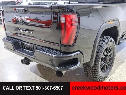 Used 2024 GMC Sierra 2500 Denali Ultimate AWD/4WD image 29
