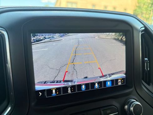 Used 2023 GMC Sierra 2500 AT4 w/ AT4 Preferred Package AWD/4WD image 26