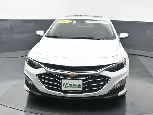 Used 2024 Chevrolet Malibu LT image 4