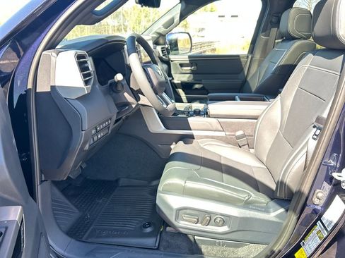 New 2026 Toyota Tundra Limited AWD/4WD image 17