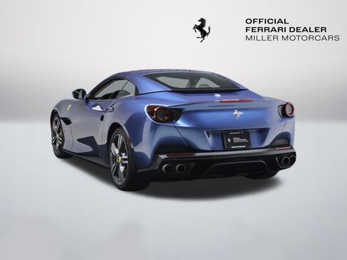 Certified 2020 Ferrari Portofino image 13