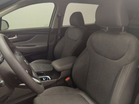 Used 2020 Hyundai Santa Fe SE FWD image 17