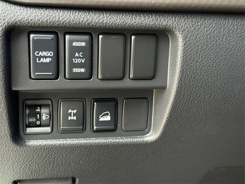 Used 2023 Nissan Titan PRO-4X w/ Pro-4x Convenience Package image 22