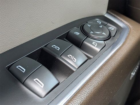 Used 2023 GMC Sierra 1500 SLT w/ SLT Premium Package image 22