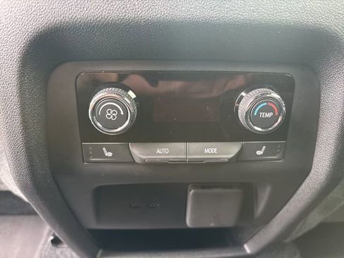 Used 2024 Chevrolet Traverse RS w/ LPO, Floor Liner Package image 16