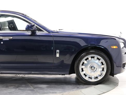 Used 2015 Rolls-Royce Ghost RWD image 77