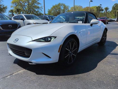 New 2026 MAZDA MX-5 Miata Grand Touring image 8