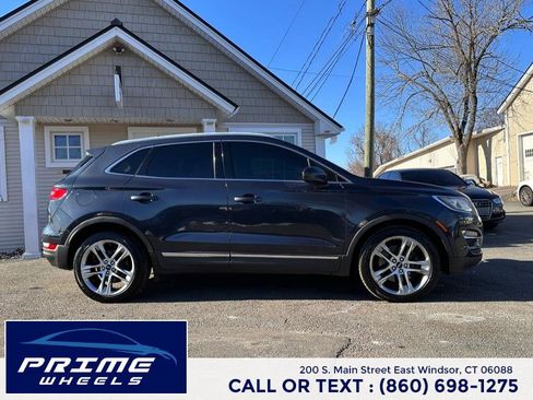 Used 2015 Lincoln MKC AWD w/ Equipment Group 102A Reserve image 8