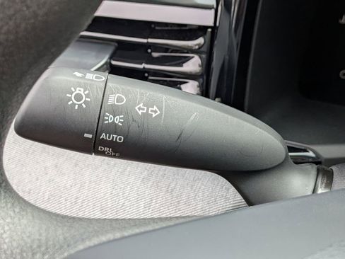 Used 2025 Toyota Camry LE FWD image 24