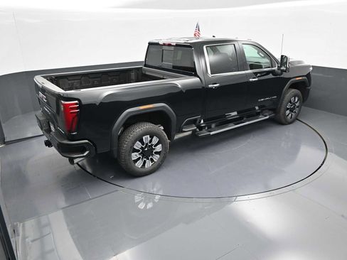 New 2025 GMC Sierra 2500 Denali w/ Denali Reserve Package image 35