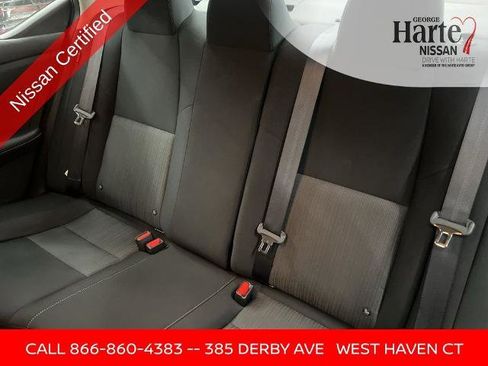 Certified 2025 Nissan Sentra SV image 30