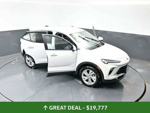 Used 2025 Buick Encore GX Preferred image 62