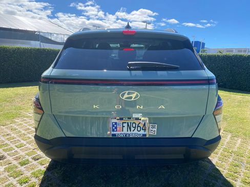 Used 2025 Hyundai Kona SEL FWD image 24