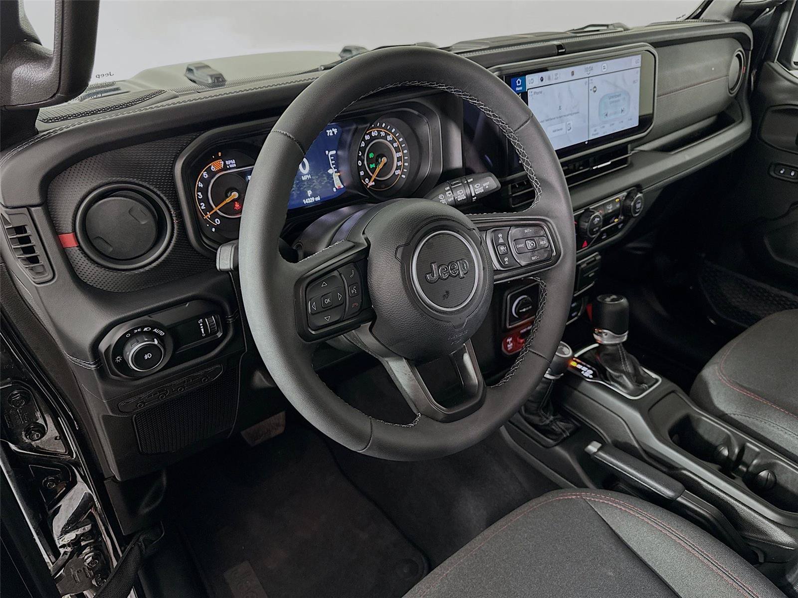 Used 2026 Jeep Wrangler Unlimited Rubicon AWD/4WD image 22