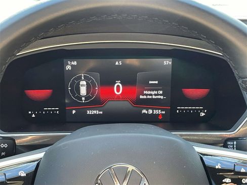 Used 2022 Volkswagen Tiguan SE R-Line image 20