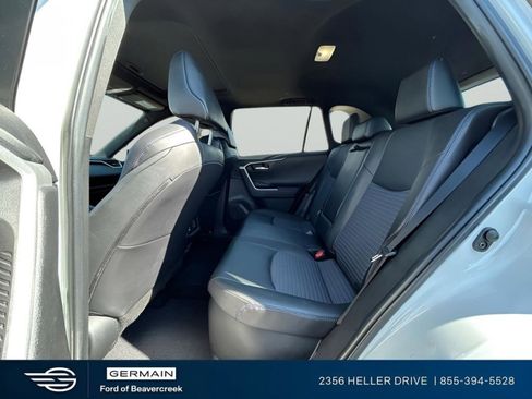 Used 2022 Toyota RAV4 XSE AWD/4WD image 18