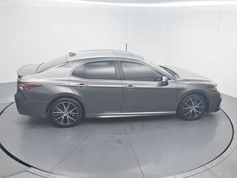 Used 2024 Toyota Camry SE image 55