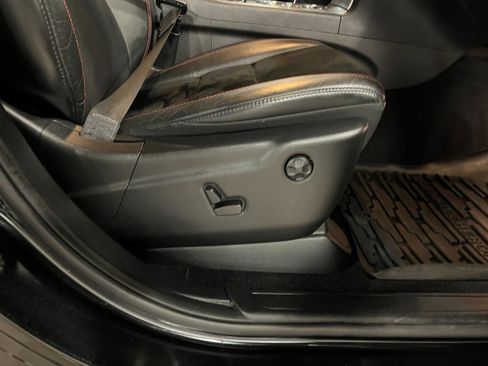 Used 2013 Jeep Grand Cherokee Trailhawk image 37