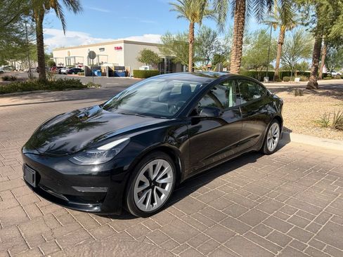Used 2023 Tesla Model 3 Standard Range RWD image 6