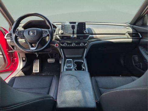 Certified 2018 Honda Accord Sport image 27