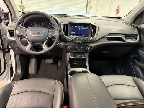 Used 2023 GMC Terrain AT4 AWD/4WD image 27