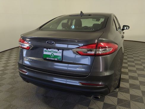 Used 2020 Ford Fusion SE FWD image 6