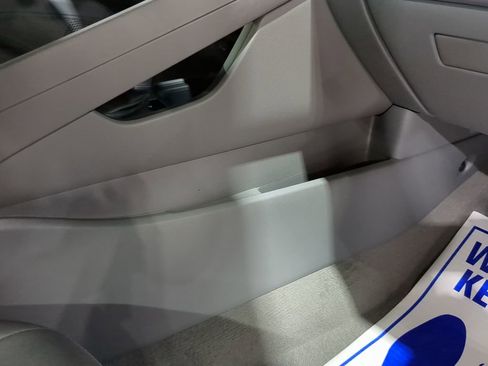 Used 2025 Hyundai Elantra Sport image 30