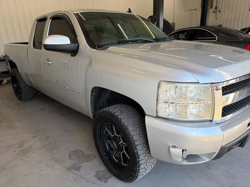 Used 2011 Chevrolet Silverado 1500 LTZ w/ LTZ Plus Package AWD/4WD image 5