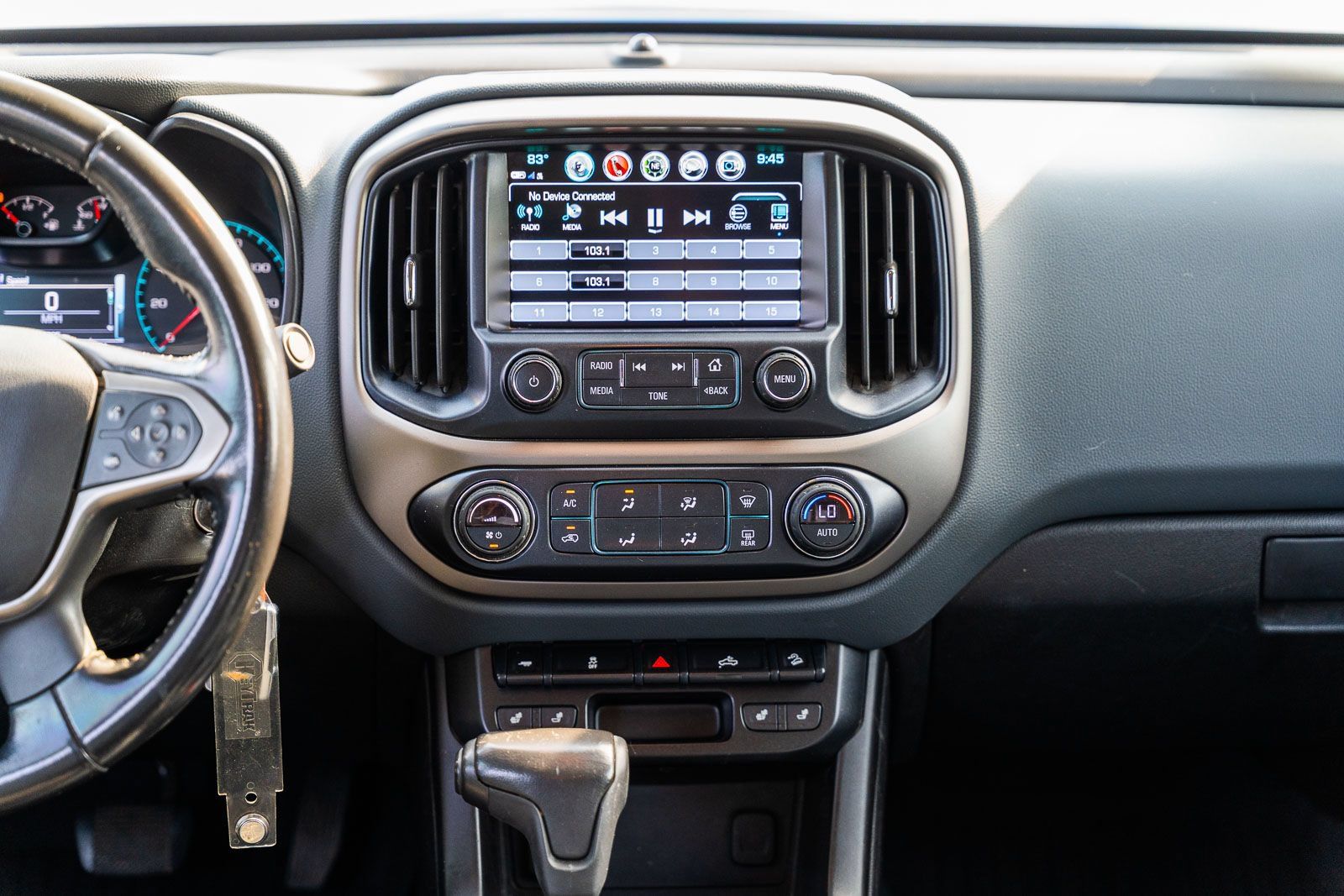 Used 2018 Chevrolet Colorado Z71 RWD image 28