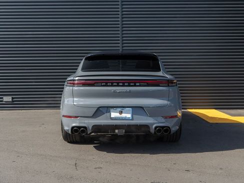 New 2026 Porsche Cayenne S AWD/4WD image 10