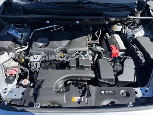 Used 2022 Toyota RAV4 Limited image 20