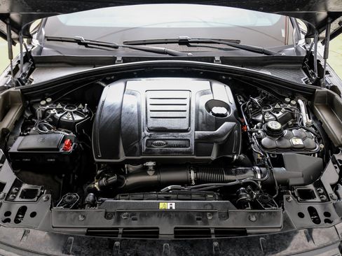 Used 2024 Land Rover Range Rover Velar Dynamic SE image 55