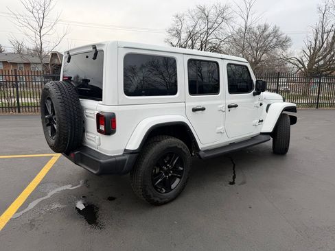 Used 2023 Jeep Wrangler Altitude image 7