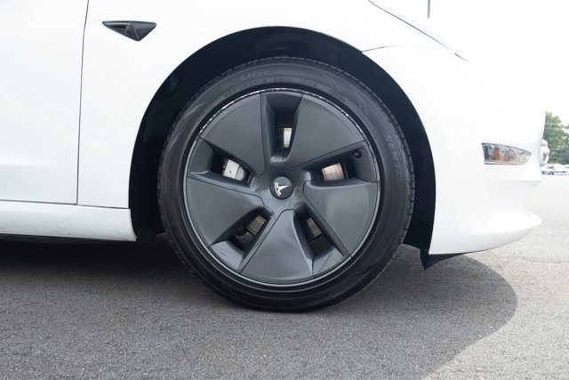 Used 2023 Tesla Model 3 Standard Range RWD image 6