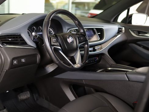 Used 2023 Buick Enclave Essence w/ Sport Touring Edition image 9