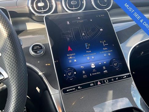 Used 2024 Mercedes-Benz GLC 43 AMG 4MATIC image 9