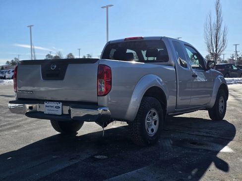 Used 2013 Nissan Frontier S image 8