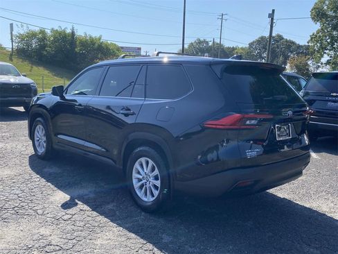 Used 2024 Toyota Grand Highlander AWD Hybrid image 5