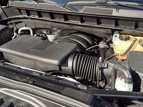 Used 2022 Chevrolet Silverado 1500 LTZ w/ LTZ Premium Package image 21