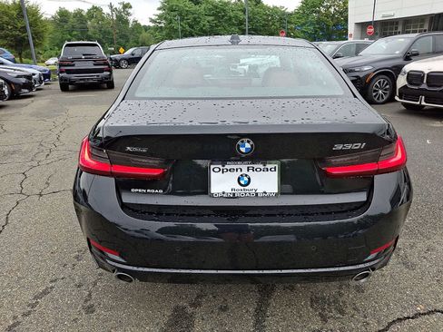Used 2024 BMW 330i xDrive Sedan w/ Premium Package AWD/4WD image 6