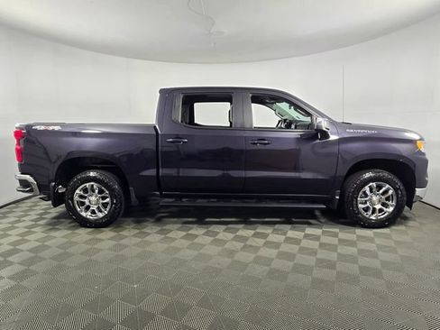 Used 2023 Chevrolet Silverado 1500 LT AWD/4WD image 10
