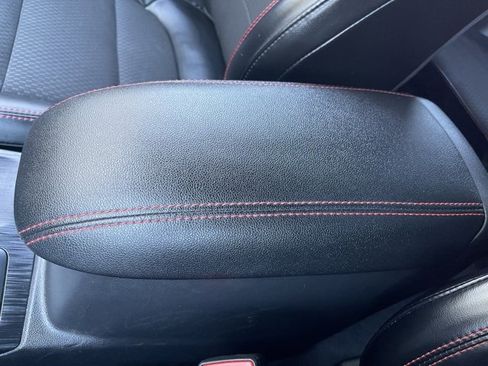 Used 2024 Ford Escape ST-Line image 19