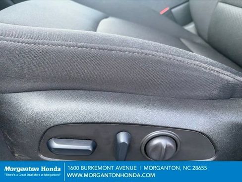 Used 2024 Chevrolet Malibu LT FWD image 15