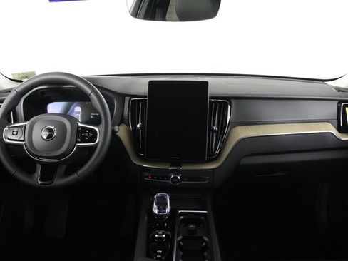 New 2026 Volvo XC60 T8 Ultra w/ Protection Package Premier AWD/4WD image 5