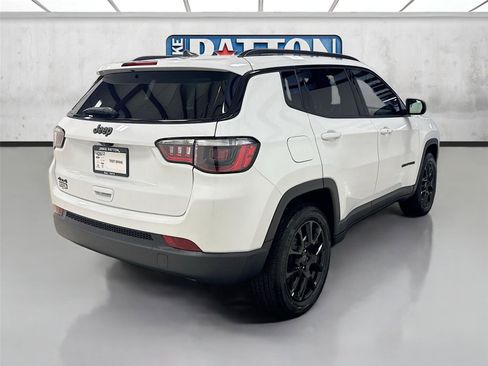 New 2026 Jeep Compass Latitude AWD/4WD image 7