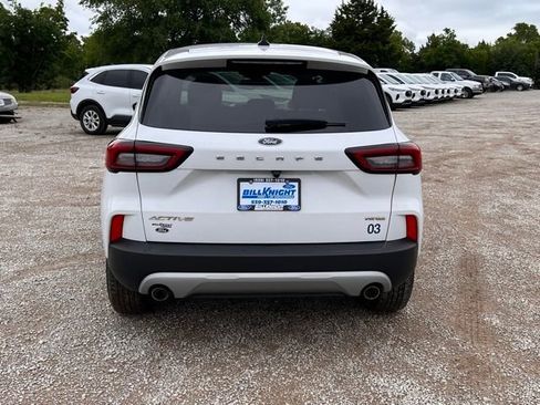 Used 2024 Ford Escape Active AWD/4WD image 4